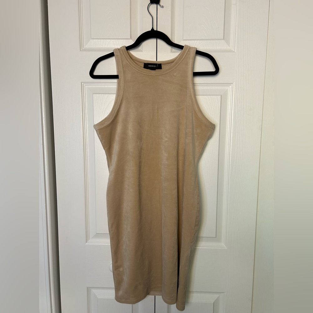 Super soft, mid length dress